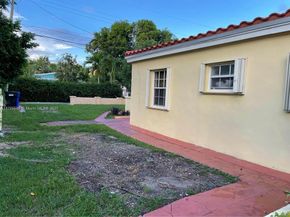 1223 NE 181st St, North Miami Beach FL 33162