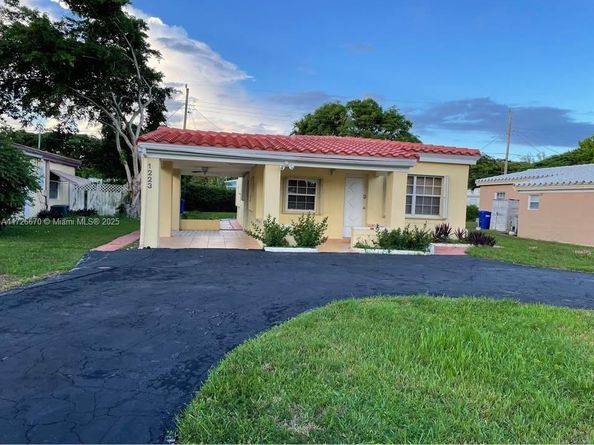 1223 NE 181st St, North Miami Beach FL 33162