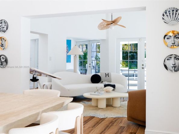 200 W Mcintyre St, Key Biscayne FL 33149