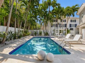 200 W Mcintyre St, Key Biscayne FL 33149
