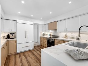 200 W Mcintyre St, Key Biscayne FL 33149