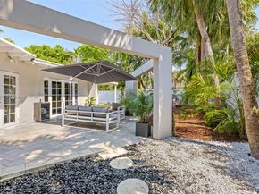 200 W Mcintyre St, Key Biscayne FL 33149