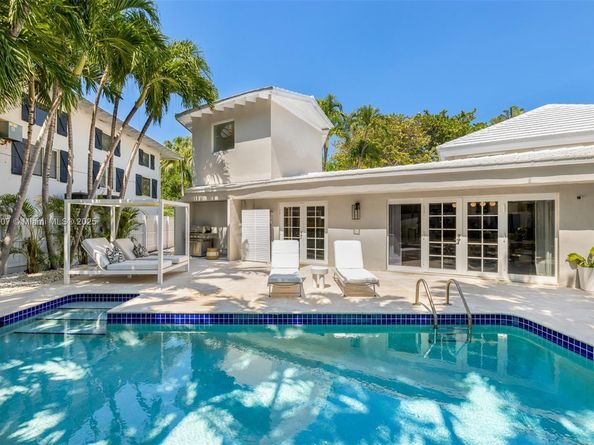 200 W Mcintyre St, Key Biscayne FL 33149