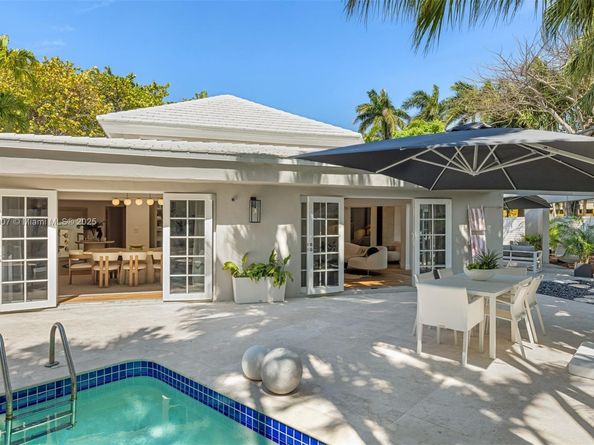 200 W Mcintyre St, Key Biscayne FL 33149
