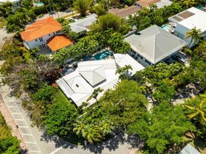 200 W Mcintyre St, Key Biscayne FL 33149