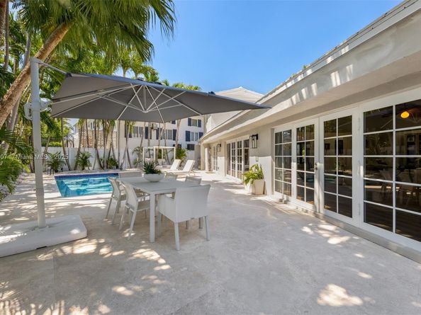 200 W Mcintyre St, Key Biscayne FL 33149