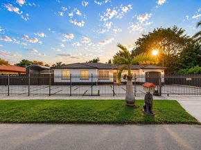 22262 SW 123rd Dr, Miami FL 33170