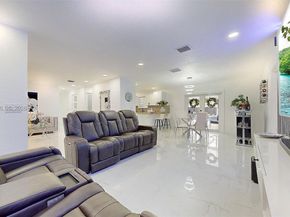22262 SW 123rd Dr, Miami FL 33170