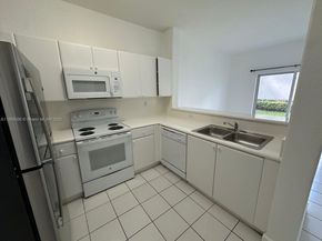 2524 SE 16th Rd 102, Homestead FL 33035