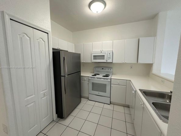 2524 SE 16th Rd 102, Homestead FL 33035