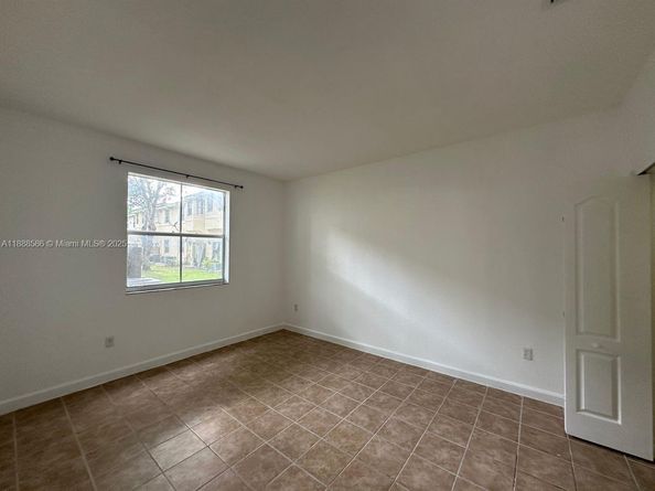 2524 SE 16th Rd 102, Homestead FL 33035