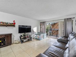 8761 Wiles Rd 206, Coral Springs FL 33067
