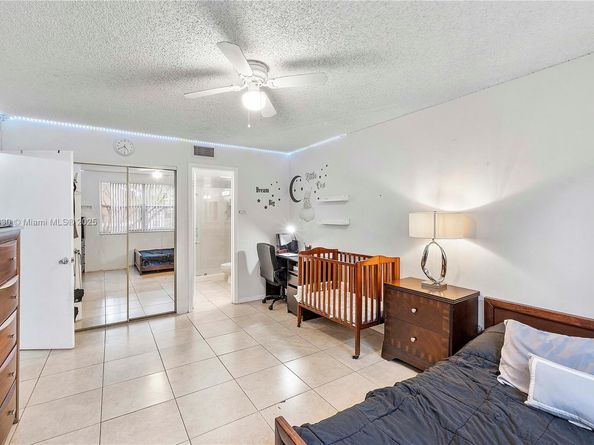 8761 Wiles Rd 206, Coral Springs FL 33067