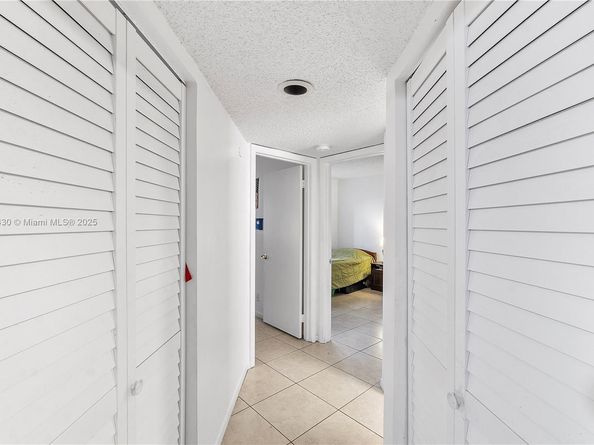 8761 Wiles Rd 206, Coral Springs FL 33067
