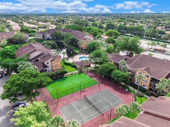 8761 Wiles Rd 206, Coral Springs FL 33067