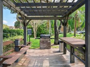 8761 Wiles Rd 206, Coral Springs FL 33067