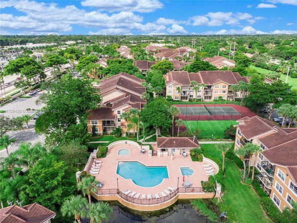 8761 Wiles Rd 206, Coral Springs FL 33067