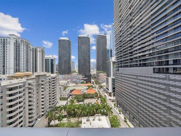 1100 S Miami Ave 1609, Miami FL 33130