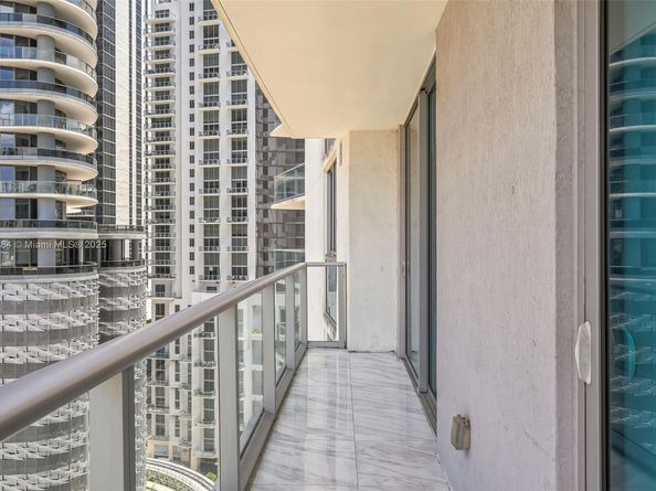 1100 S Miami Ave 1609, Miami FL 33130