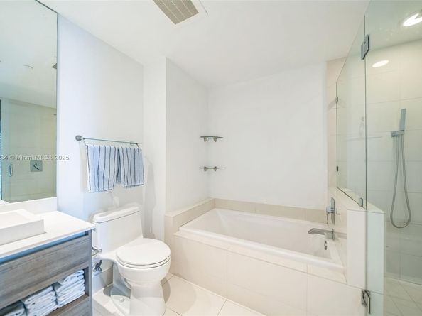 1100 S Miami Ave 1609, Miami FL 33130