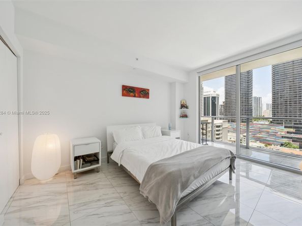 1100 S Miami Ave 1609, Miami FL 33130