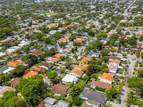 1879 SW 16th St, Miami FL 33145