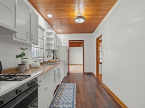 1879 SW 16th St, Miami FL 33145