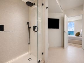 6365 Collins Ave 3904, Miami Beach FL 33141