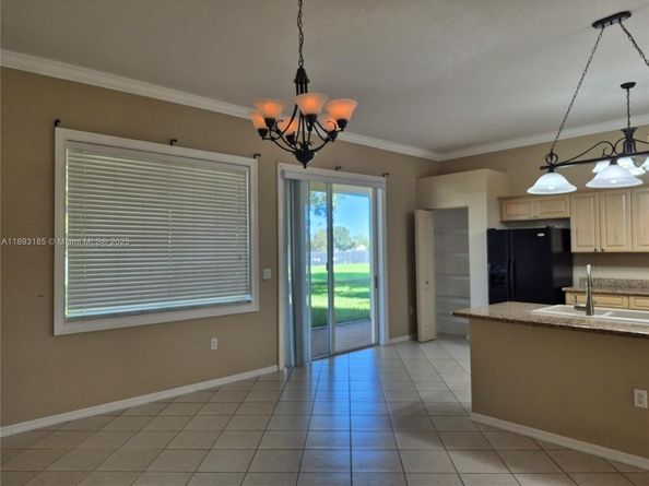 2902 Augusta Dr, Homestead FL 33035