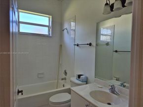 2902 Augusta Dr, Homestead FL 33035