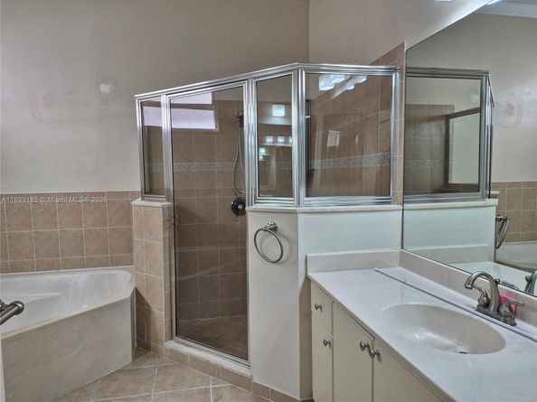2902 Augusta Dr, Homestead FL 33035