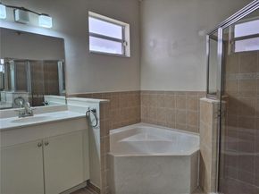2902 Augusta Dr, Homestead FL 33035