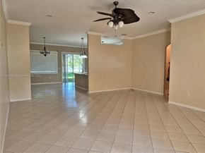 2902 Augusta Dr, Homestead FL 33035
