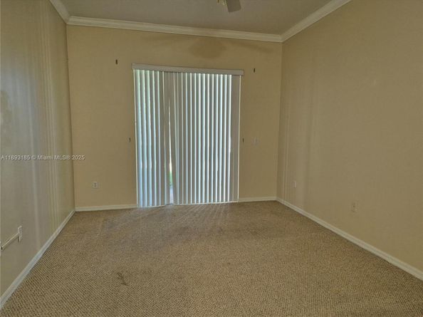 2902 Augusta Dr, Homestead FL 33035