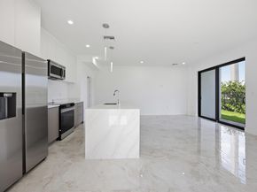 1542 NW 1st Avenue, Pompano Beach FL 33060
