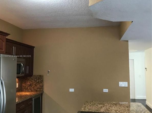 10770 NW 66th St 301, Doral FL 33178