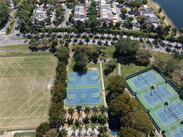10770 NW 66th St 301, Doral FL 33178