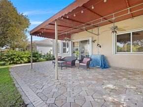 2002 SE 17th Ave, Homestead FL 33035