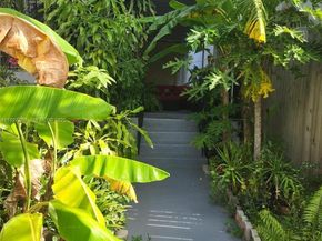 364 SW 11th St, Miami FL 33130