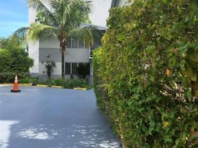 364 SW 11th St, Miami FL 33130