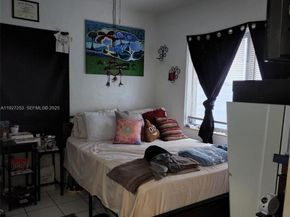 364 SW 11th St, Miami FL 33130