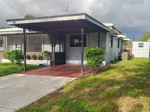 521 N 70th Way, Hollywood FL 33024