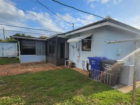 521 N 70th Way, Hollywood FL 33024