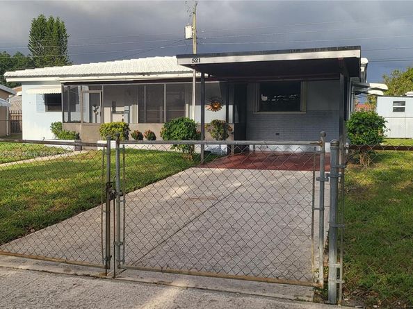 521 N 70th Way, Hollywood FL 33024