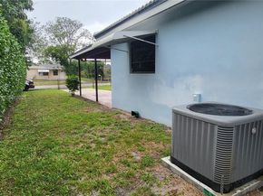521 N 70th Way, Hollywood FL 33024