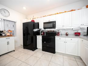 18221 NW 29th  Ct, Miami Gardens FL 33056