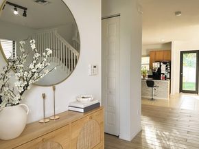 19316 NE 8th Ct, Miami FL 33179