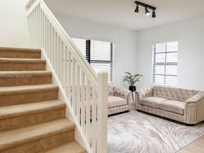 19316 NE 8th Ct, Miami FL 33179