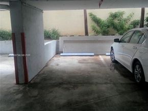 7832 Collins Ave 403, Miami Beach FL 33141