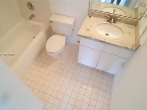 7832 Collins Ave 403, Miami Beach FL 33141